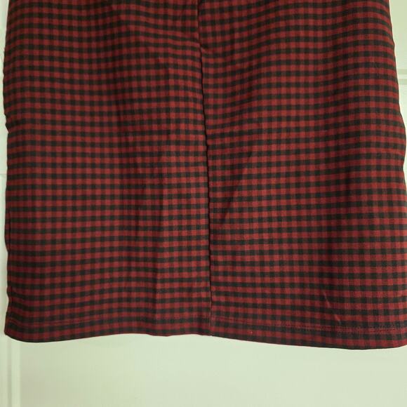 NEW NWT Originality Red & Black Checkered Mini Skirt w/ Front Slit | Size Small - Picture 6 of 10